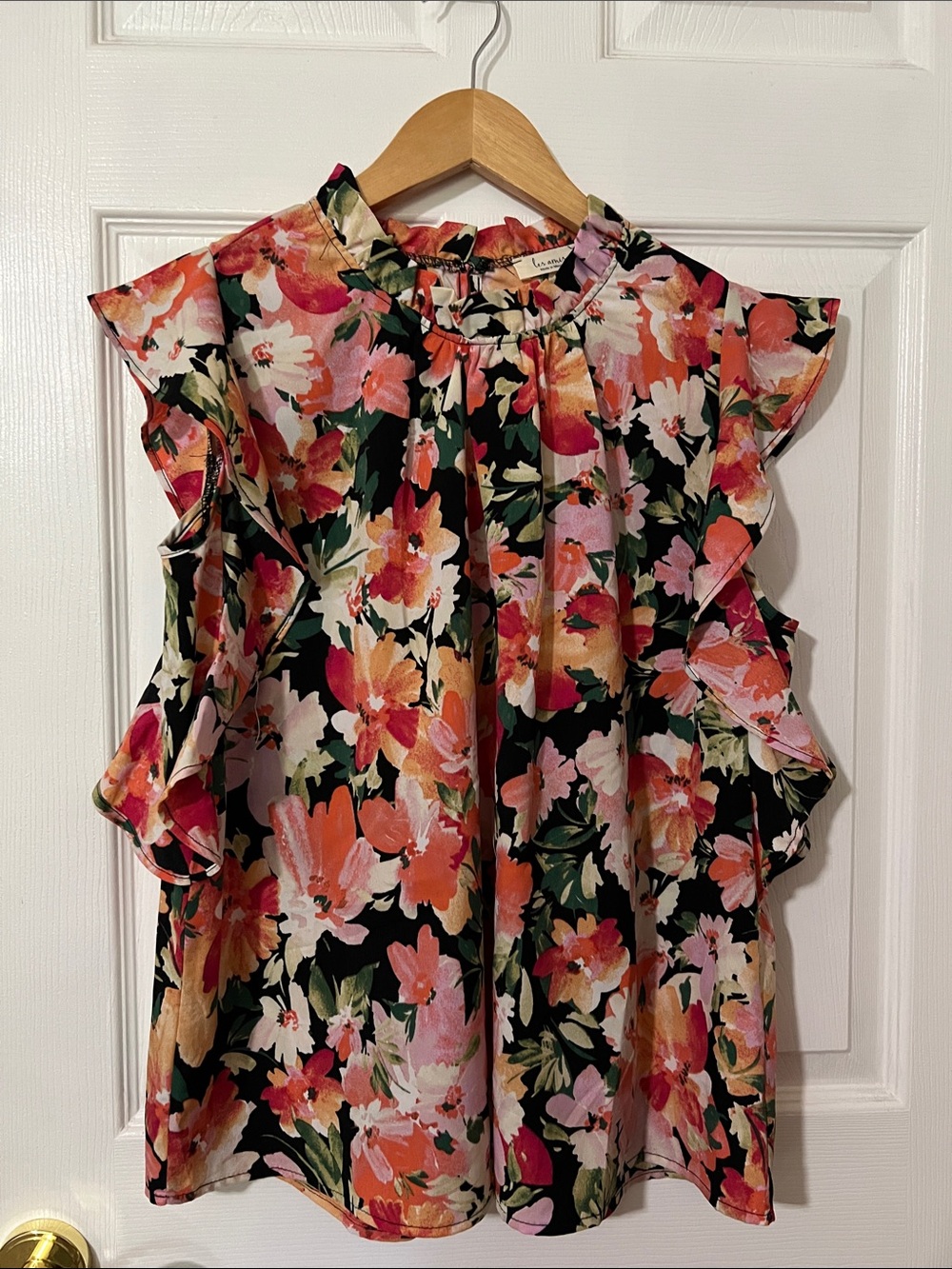 NWOT Les Amis Floral Large